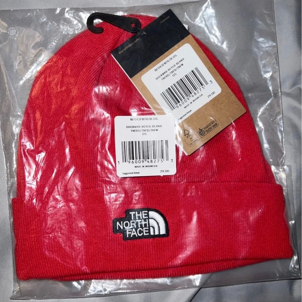 THE NORTH FACE - Embroidered Logo Recycled Beanie 'Red'